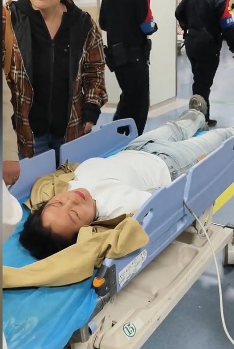 疑人当场翻供抖腿瞪眼态度嚣张引众怒开元棋牌网站山东入室抢婴案开庭嫌(图13)